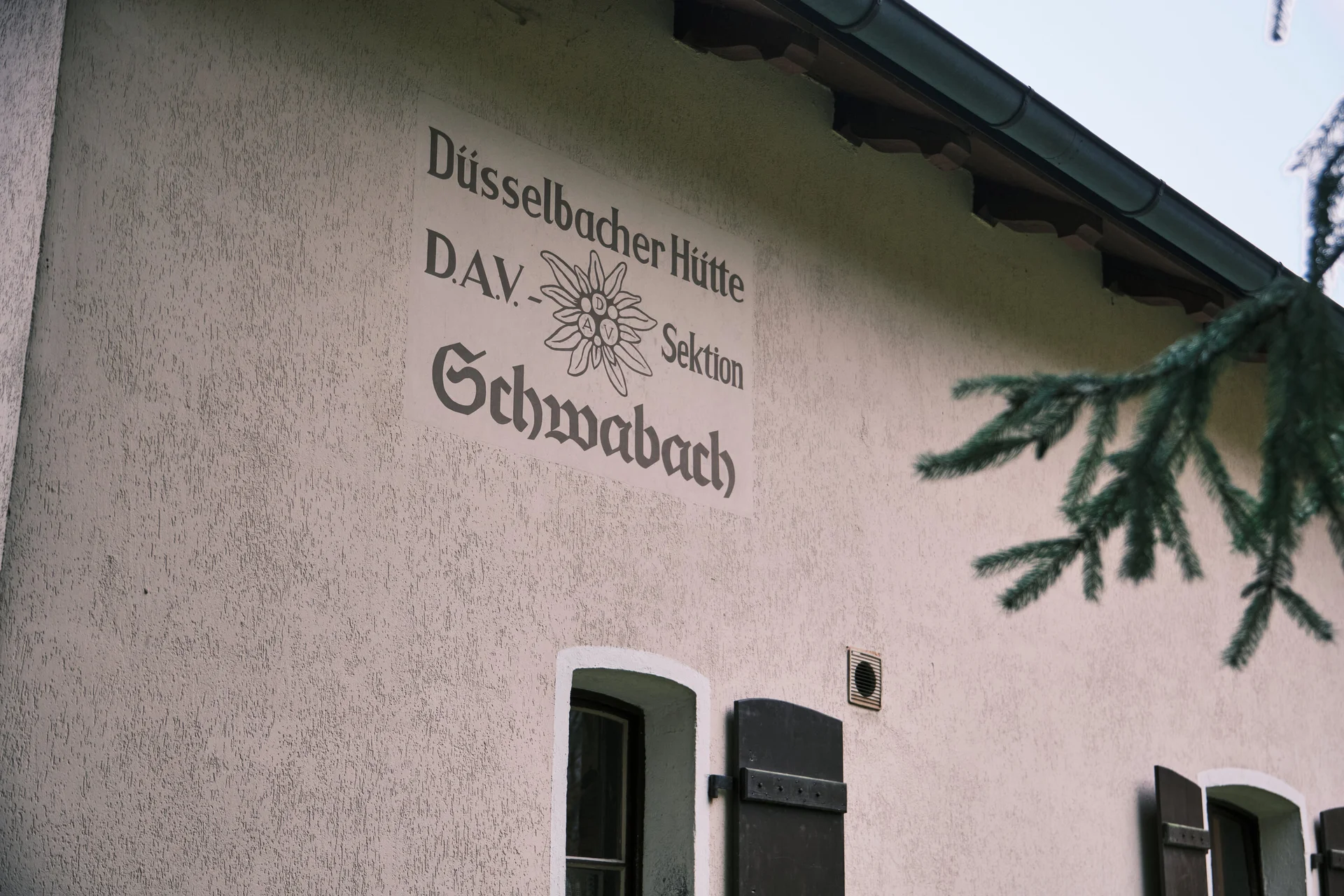 Düsselbacher Hütte 2024 | © Benedikt Rauh